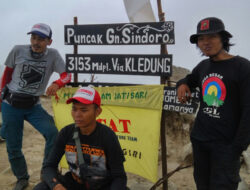 Gunung Sindoro dan Sumbing di Temanggung Ini Dipercaya Sebagai Nama Sepasang Kekasih