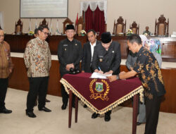 DPRD Banten Ketok Palu APBD Perubahan 2017