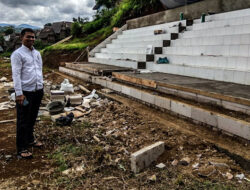 Warga Desa Citorek Punya Lapangan Baru