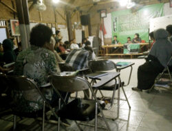 Padepokan Karang Tumaritis Dahulu Hutan Bambu Kini Rumah Bambu