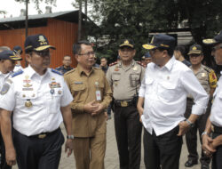 Pemkot Himbau Pengemudi Taksi Online Lakukan KIR