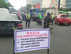 Samsat Keliling Melayani Masyarakat Membayar Pajak
