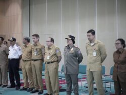 Pejabat Tangsel Tanda Tangani Pakta Integritas