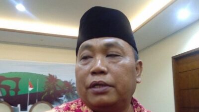 ARIEF PUYUONO