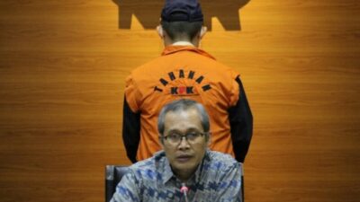 KPK Tahan Zulkifli Adnan