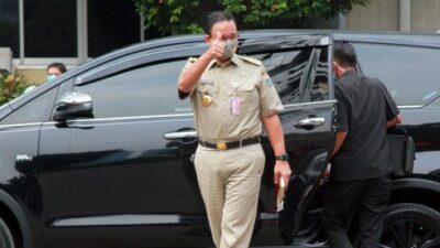 Gubernur DKI Jakarta Positif Covid-19