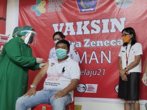 Bupati Mitra Ungkap Pengalaman Setelah di Vaksin Astrazeneca, Aman!