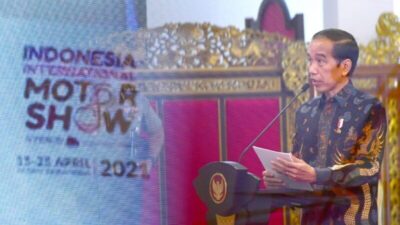 Presiden Jokowi Buka IIMS Hybrid Tahun 2021 secara Virtual