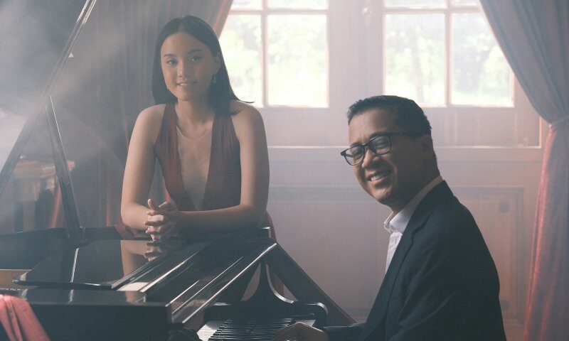 Kolaborasi Dua Musikus