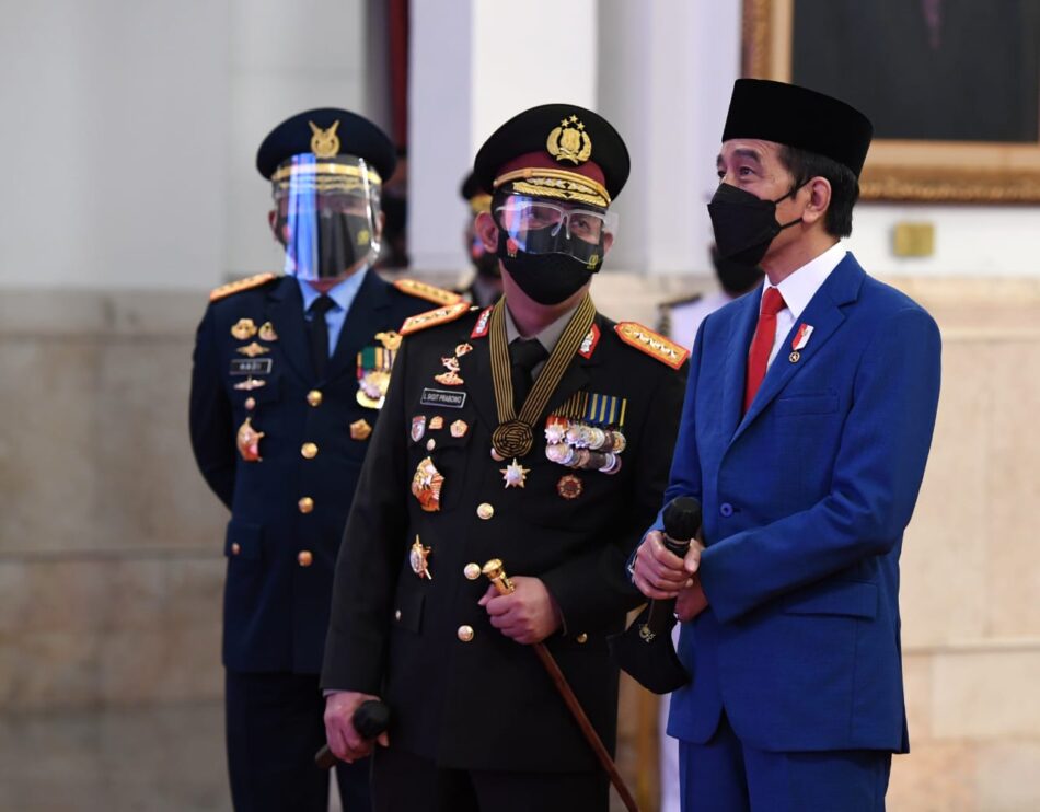 Opini Presiden Tiga Periode