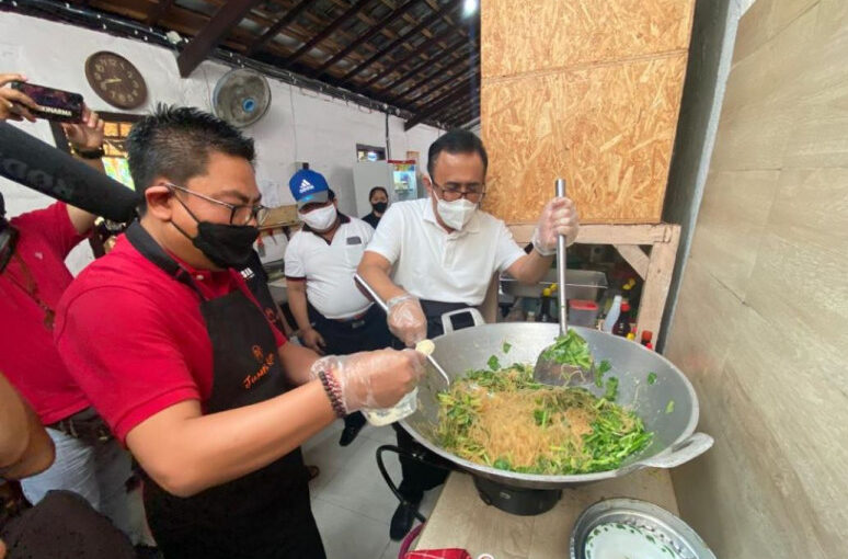 Pemkot Denpasar Buka Posko Dapur Umum