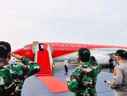 Presiden Jokowi Foto Bersama Penerbang Garuda dan Nusantara Flight