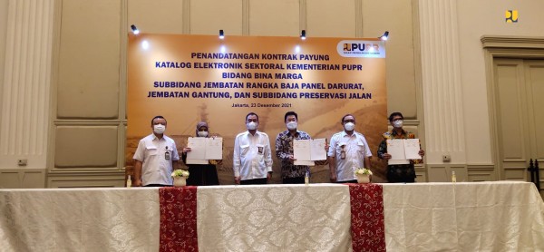 Kementerian Pekerjaan Umum dan Perumahan Rakyat (PUPR) terus meningkatkan penggunaan Katalog Elektronik atau e-Katalog dalam pengadaan barang dan jasa (PBJ) untuk mendukung PBJ Pemerintah yang terbuka, efisien, cepat dan mudah