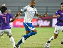 Persib ditahan Imbang Persik 0-0, Bali United juara Liga 1