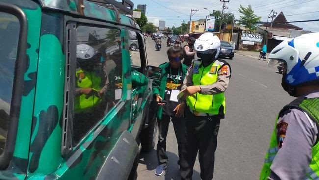 Polresta Solo menangkap tujuh anggota Organisasi masyarakat Gerakan Pemuda Kabah (GPK) di sekitar kawasan Jongke, Solo, Minggu, 20 Maret.