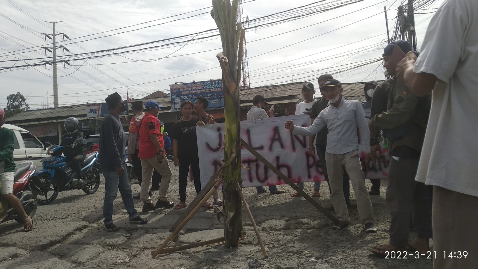 Polemik Jalan Juanda dan Garuda soal status aset membingungkan masyarakat. Karena itu, pemuda Batuceper singgung anggota Dewan.