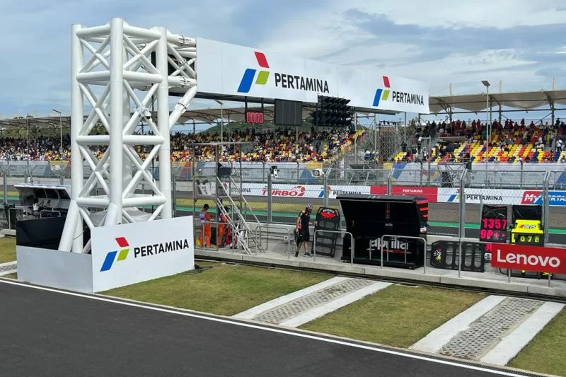 Presiden Joko Widodo (Jokowi) dijadwalkan datang menonton race Pertamina Grand Prix Of Indonesia di Sirkuit Pertamina Mandalika.