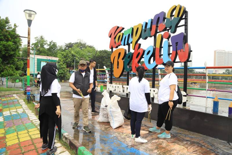 Komunitas Banksasuci Gelar Plogging di Hari Lingkungan Hidup Sedunia