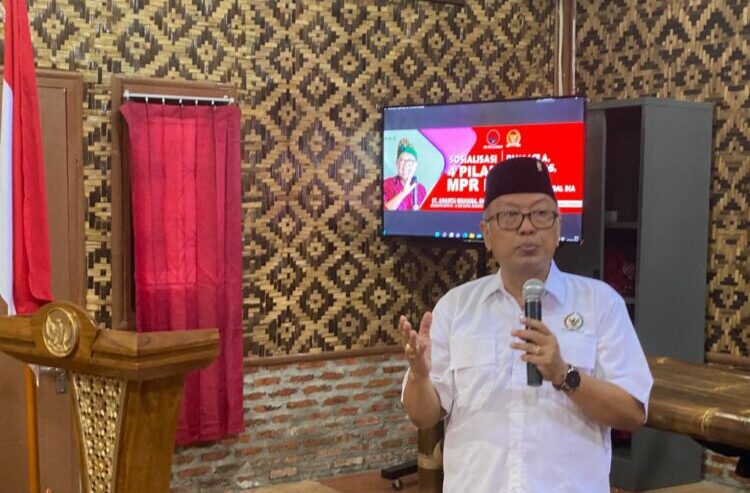 ananta wahana menyampaikan materi sosialisai 4 pilar mpr ri di tangerang