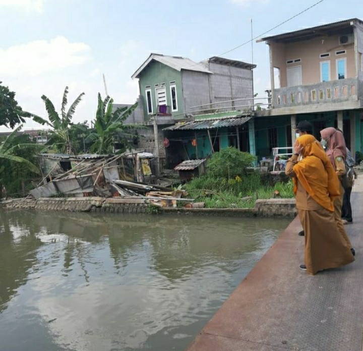 Turap Jebol di Sungai Cisadane Timur Belum Tertangani