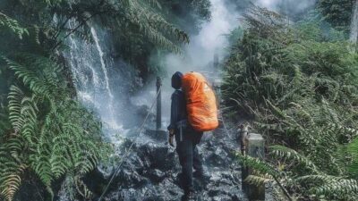Kisah Horor Gunung Gede Pangrango Kuntilanak Hingga Raksasa Hitam