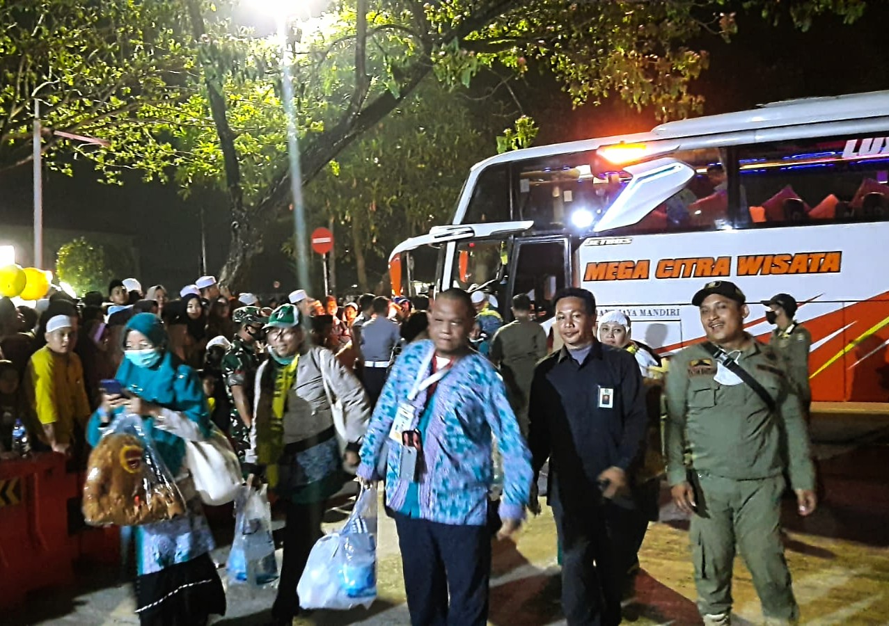 Jamaah Haji Kabupaten Tangerang tiba kembali di Tanah Air.
