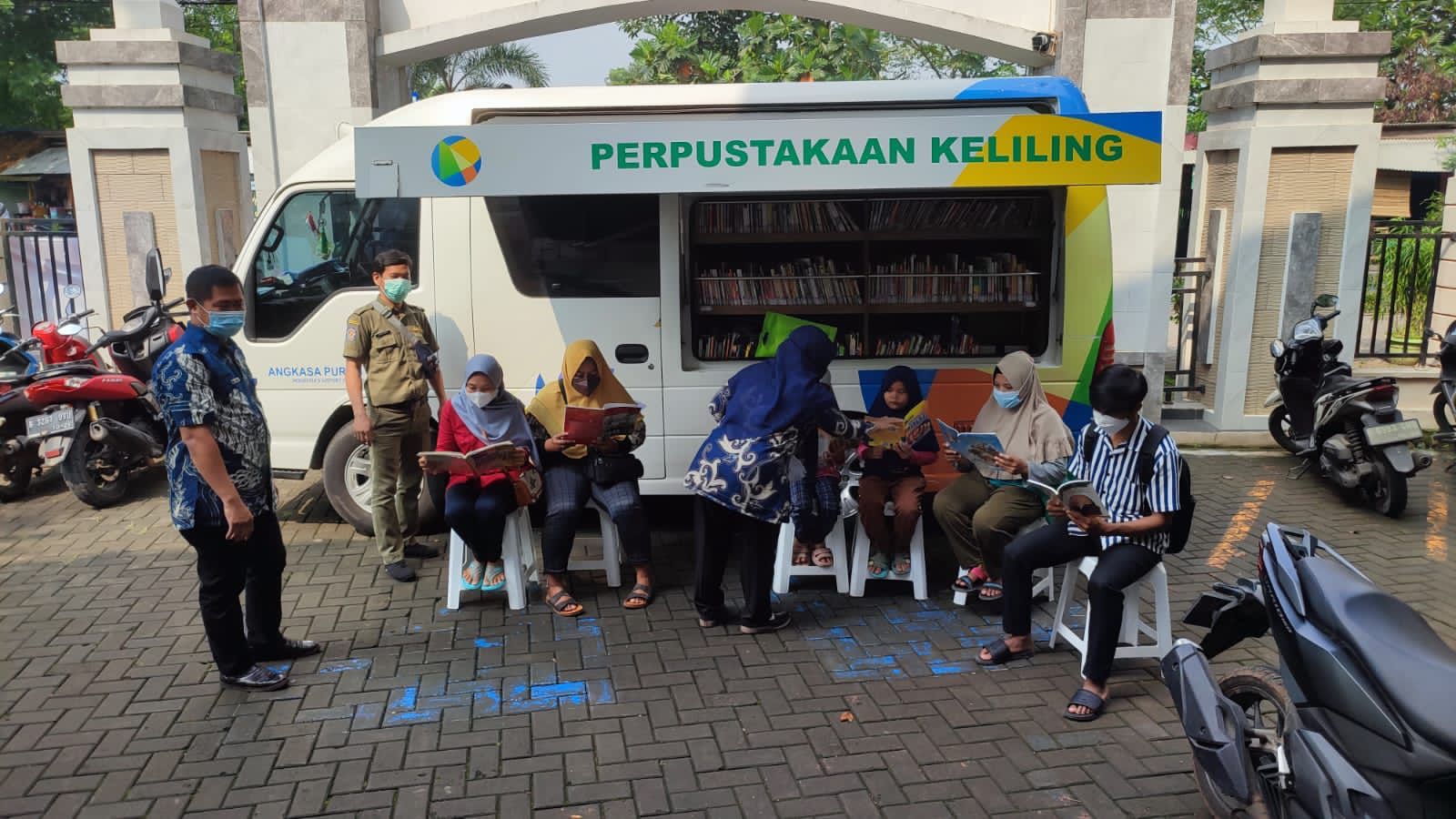 Peringati Hari Pustakawan, Kota Tangerang Adakan Perpustakaan Keliling