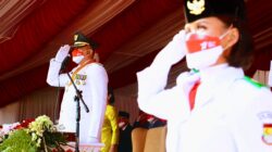 Bupati Tangerang Ahmed Zaki Iskandar saat Upacara HUT RI Ke 77 di Lapangan Maulana Yudhanegara Kabupaten Tangerang Banten