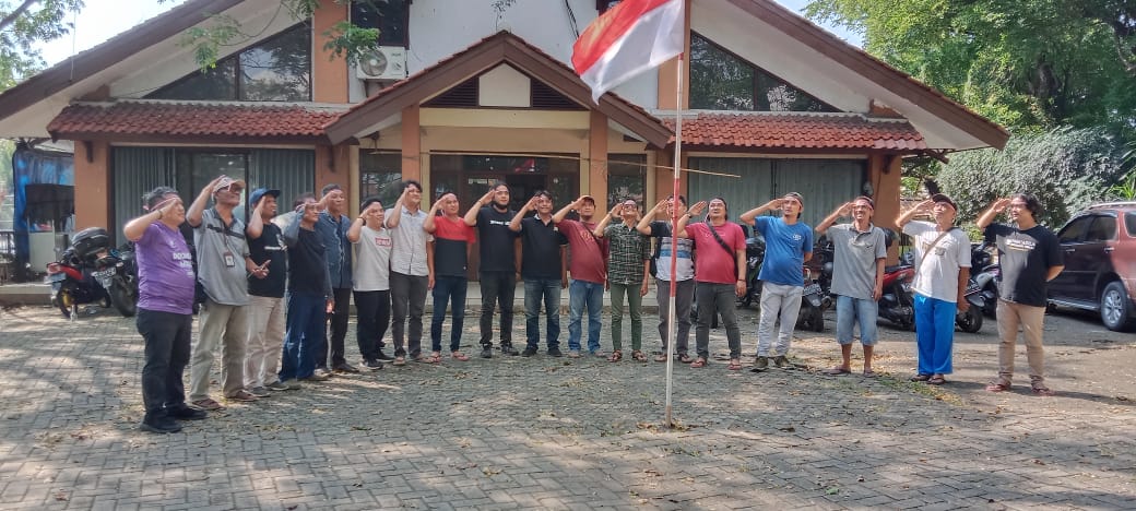 Kelompok kerja wartawan harian Tangerang Raya