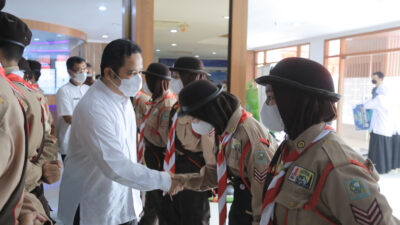 Wali Kota Tangerang Arief R Wismansyah lepas 16 kontingen Pramuka Kota Tangerang ikuti Jambore nasional ke XI di Cibubur Jakarta