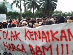 Gelombang Demo Tolak Kenaikan Harga BBM Terjadi di Kota Dan Kabupaten Tangerang