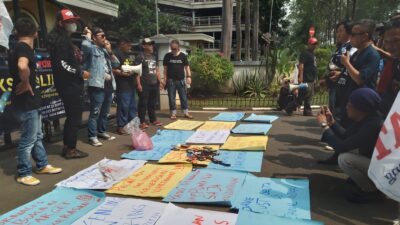 Wartawan Tangerang Gelar Aksi Solidaritas Penganiayaan Dua Jurnalis di karawang 