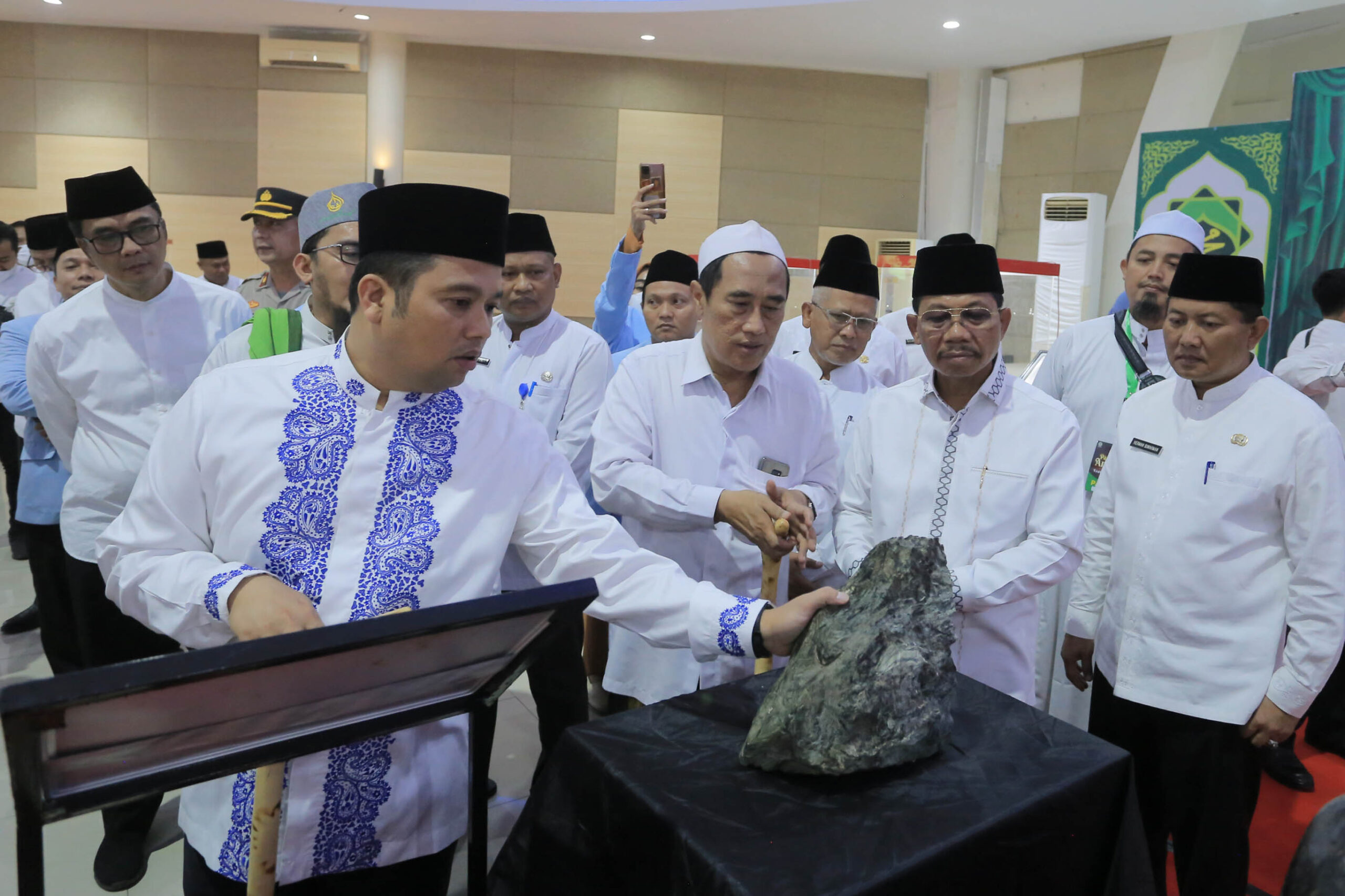 Wali Kota Tangerang Arief R Wismansyah di sela-sela pembukaan Festival Al'zhom