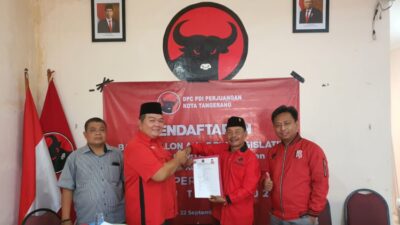 Tomy Mantan Timses Walikota Tangerang Daftar Jadi Caleg PDI Perjuangan