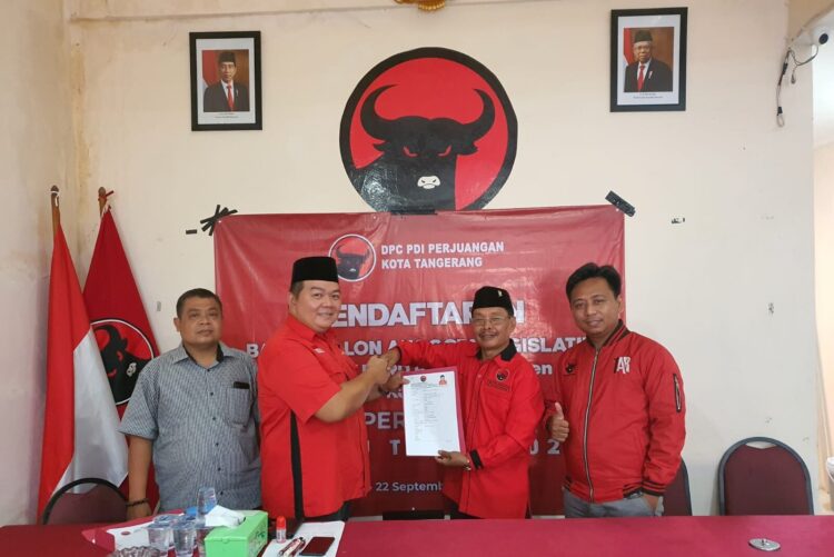 Tomy Mantan Timses Walikota Tangerang Daftar Jadi Caleg PDI Perjuangan