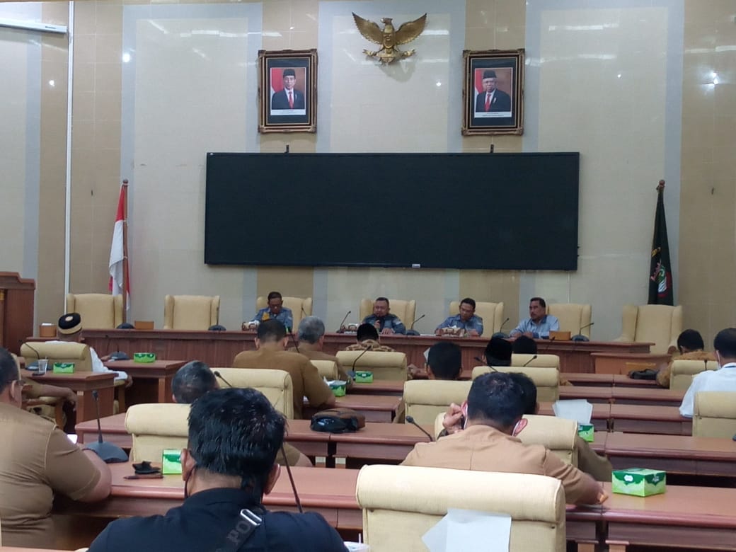 Komisi II DPRD Kabupaten Tangerang menggelar rapat dengar pendapat atau Hearing bersama Dinas Pendidikan beserta stakeholder terkait maraknya gangster