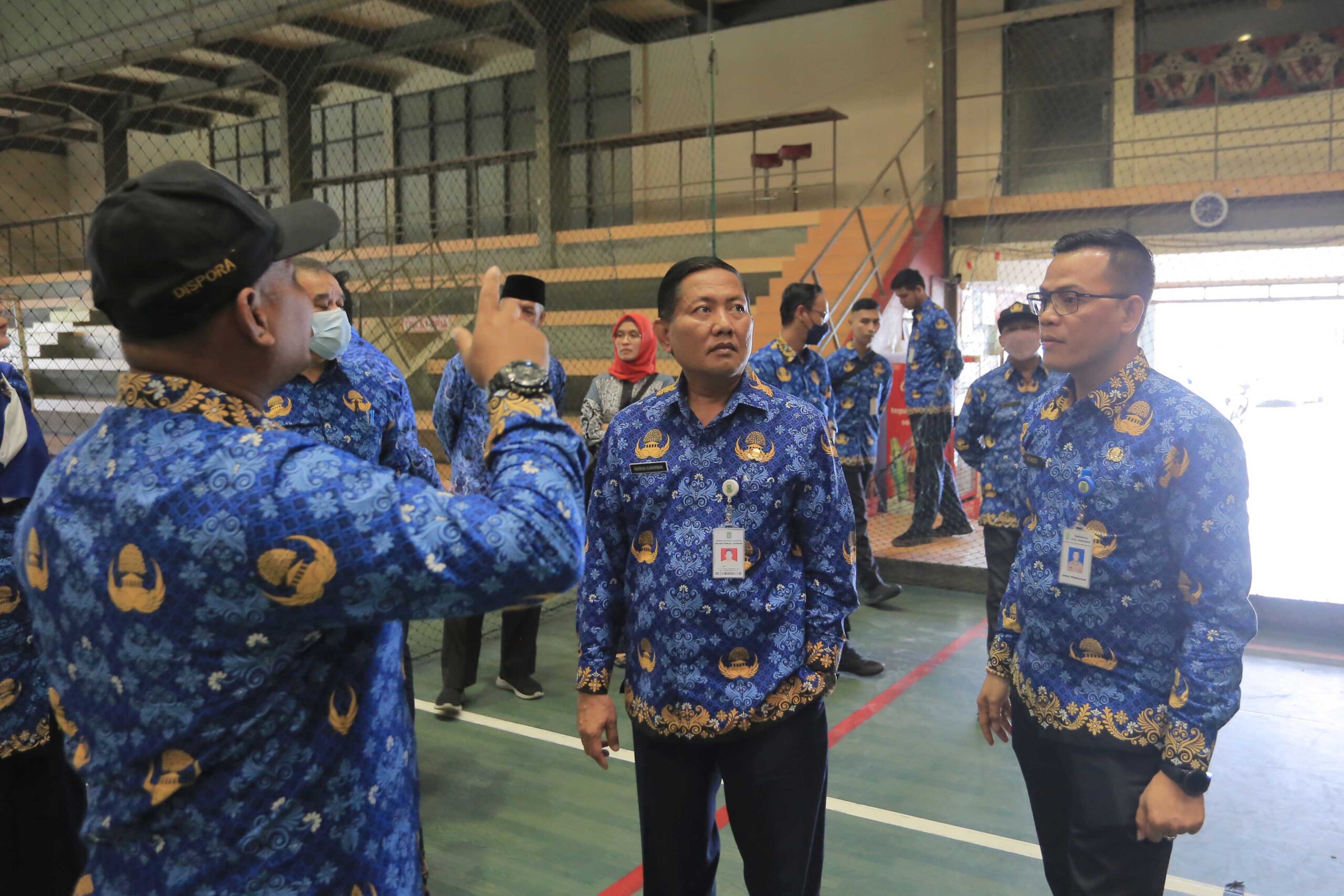 Sekda Kota Tangerang, Herman Suwarman sedang cek venue di GOR Dimyati untuk persiapan Porprov Banten VI