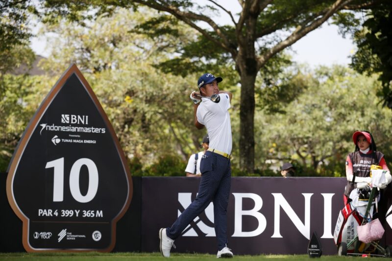 BNI Indonesian Masters 2022 presented by TNE, Hamamoto dan Schietekat Sementara Memimpin