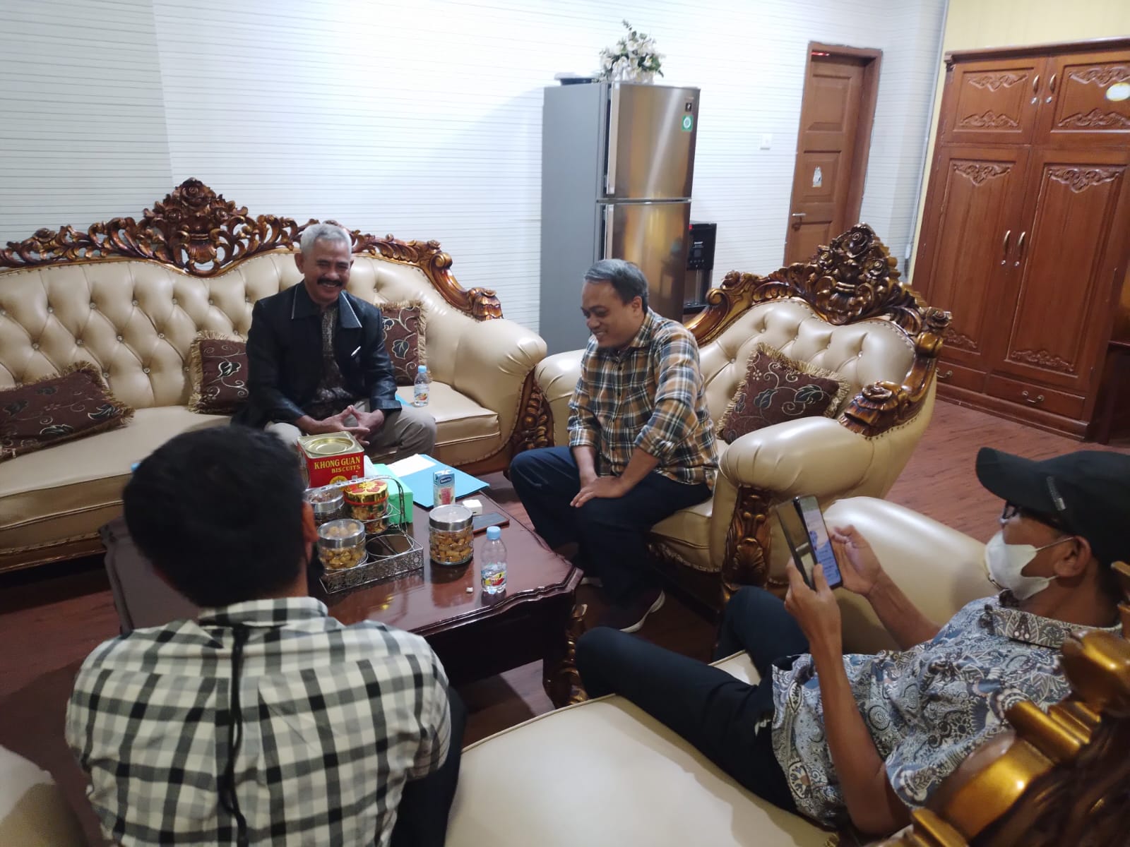 Akses pemukimannya diserobot pengembang