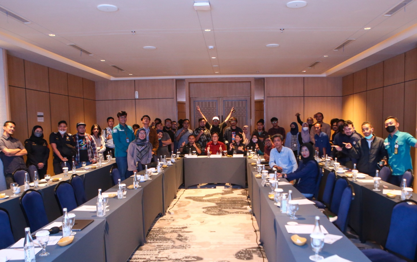 Kantor Imigrasi Kelas I Bandara Soekarno-Hatta gelar Forum Group Discussion bersama komunitas wartawan Balai Media Center di Hotel Mercure Tangerang Center