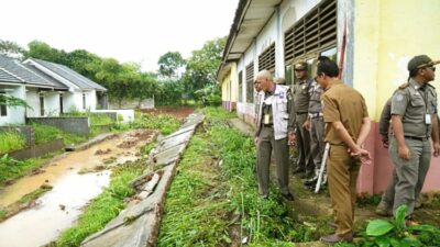 Soal Tembok Pagar Sekolah Ambruk di Cisoka, Bos Galian Tanah Ngaku Sebelumnya Sudah  Koordinasi Dengan Satpol PP