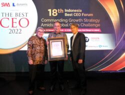 Dirut BNI Raih Penghargaan The Best CEO with Distinction 2022