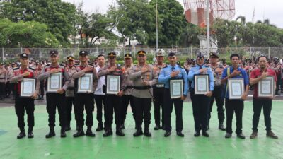 Kapolresta Bandara Soetta Beri Penghargaan kepada Personel Polri, Anggota Avsec dan Pengemudi Taksi