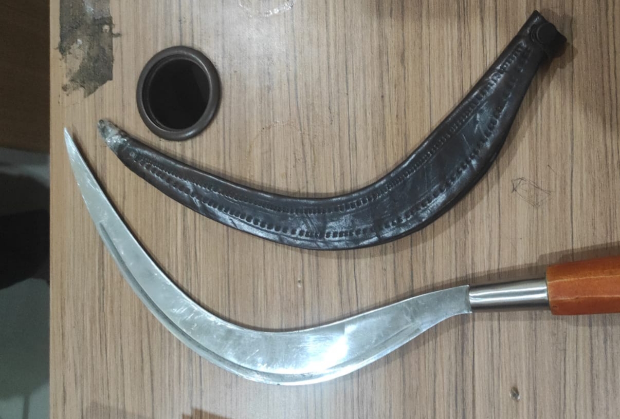 Barang bukti celurit