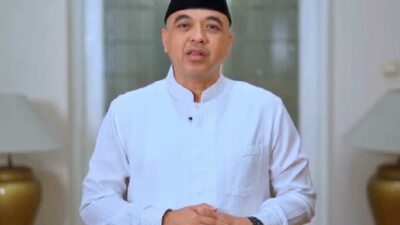 Bupati Tangerang Ahmed Zaki Iskandar