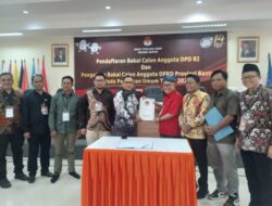 Ananta Wahana Resmi Daftar Calon Anggota DPD RI Ke KPU Banten