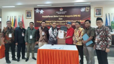 Ananta Wahana Resmi Daftar Calon Anggota DPD RI Ke KPU Banten