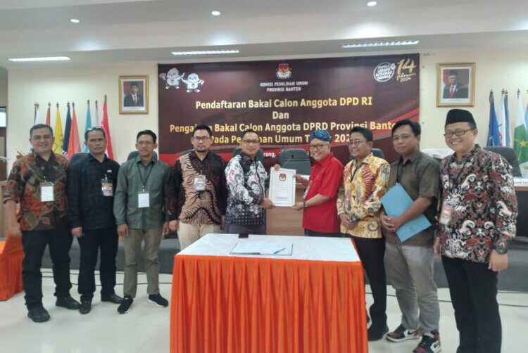 Ananta Wahana Resmi Daftar Calon Anggota DPD RI Ke KPU Banten