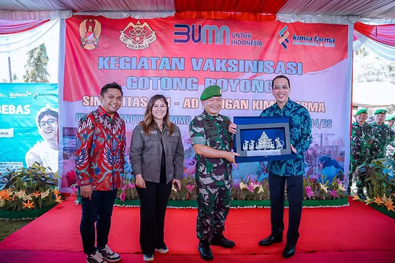 Percepatan Vaksinasi Covid-19, Kimia Farma bersinergi dengan TNI AD