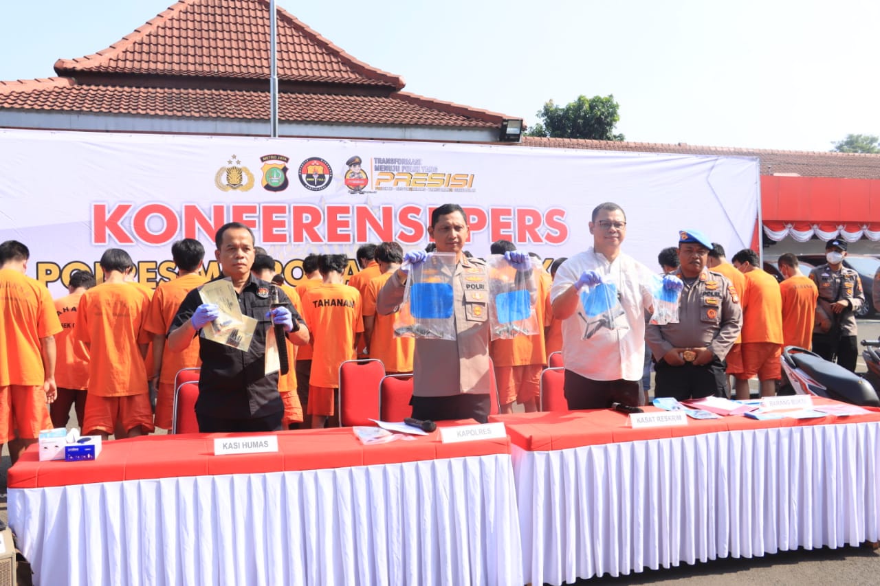 Kapolrestro Tangerang Kota Kombes Zain Dwi Nugroho gelar kasus curanmor